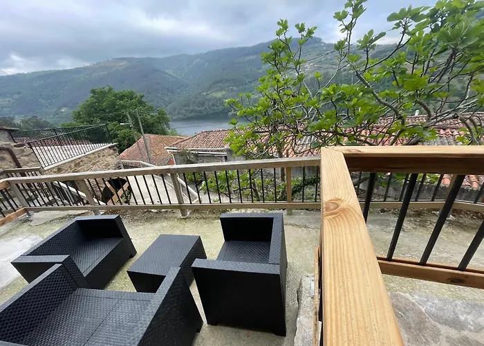 Ecolagar O Barqueiro Пантон